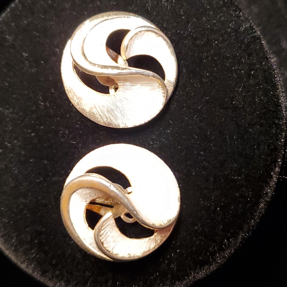 🔸️5/$25🔸️Vintage Earrings